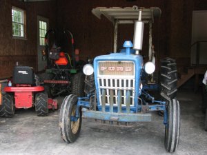 ThreeTractors 003.jpg ThreeTractors 003.jpg