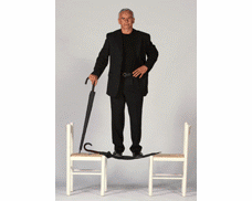 unbreakable-umbrella-stand-knife-whack.gif