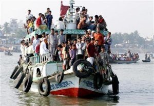 crowded boat.jpg