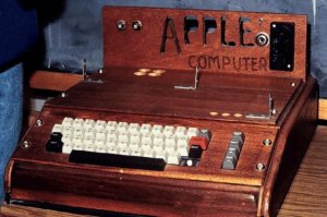 1976 Apple.jpg