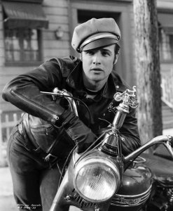 Marlon-Brando-in-The-Wild-One-19534.jpg
