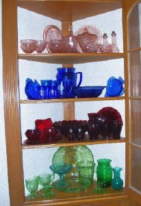 glass_cabinet2.JPG
