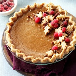 Apple-Butter-Pumpkin-Pie_EXPS_CWON16_153147_C06_28_1b-1-696x696[1].jpg