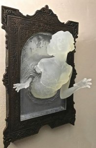 mirror.jpg