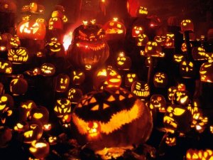 lit pumpkins.jpg