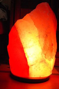 256px-Himalayian_salt_lamp_gnangarra-1000.jpg
