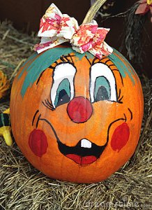 cute carved pumpkins 4.jpg