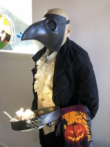 plague mask.jpg