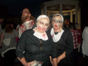 Zombie walk 2.jpg