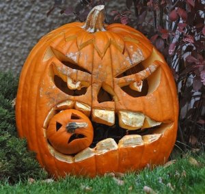 scary pumpkin.jpg