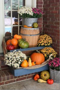 Fall-Porch-Decorating-Ideas-2_thumb1.jpg