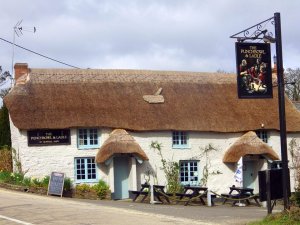 Punchbowl and Ladel pub at Feock.jpg