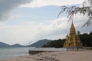 golden-pagoda.jpg