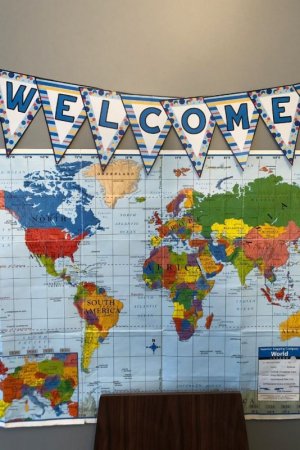Blue online english teacher welcome banner.jpeg
