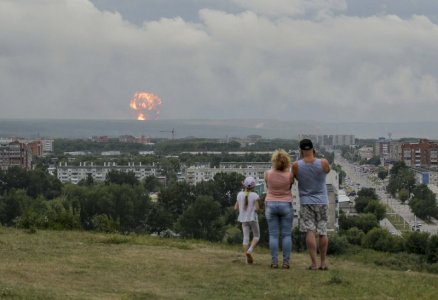 190806113425-03-russia-explosion-0805.jpg