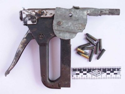 Staple-Gun-zipgun-improvised-weapon.jpg