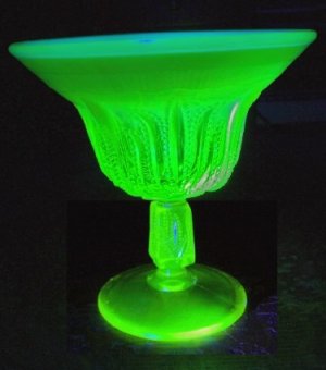 Fenton Cactus compote 4a.jpg