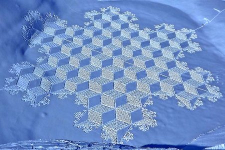 simon-beck-snow-art.jpeg
