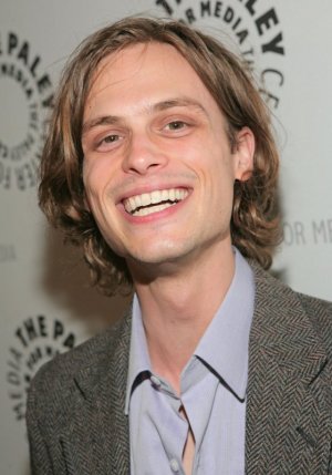 Matthew-Gray-Gubler-criminal-minds-2867940-1790-2560.jpg