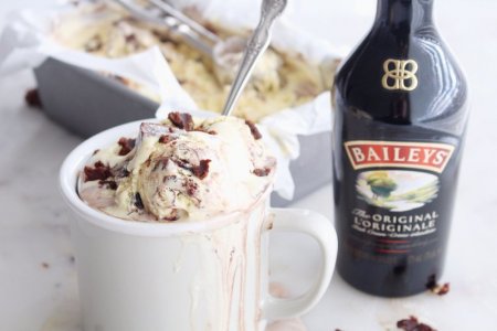 baileys.jpg