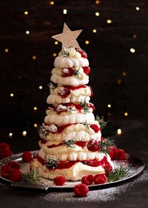 christmas-tree-pavlova[1].jpg