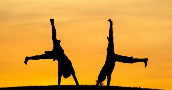 indian-students-cartwheels-gymnastics-video.jpg