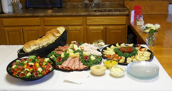 DSCN9444.partyplatters.900.jpg DSCN9444.partyplatters.900.jpg