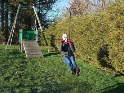 zipwire.jpg zipwire.jpg