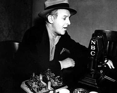 Walter-Winchell (1).jpg