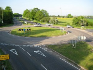 A405_North_Orbital_Road_and_Tippendell_Lane_roundabout.jpg