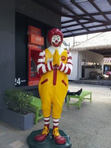 ronald.jpg