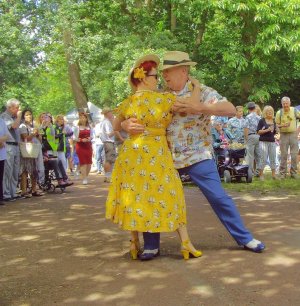 shake and stir tango.jpg shake and stir tango.jpg