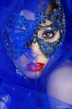 edefed00efa10e17f4099b9f2673b011--cobalt-blue-navy-blue.jpg