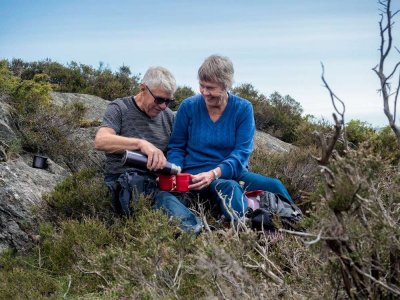 __opt__aboutcom__coeus__resources__content_migration__mnn__images__2017__01__active-seniors-hi...jpg