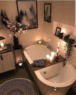 bathtub.jpg