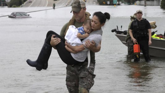 hurricane-harvey-flooding-ap-17239709388422.jpg