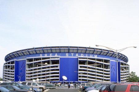 shea-stadium-queens-new-york-peter-bennett.jpg