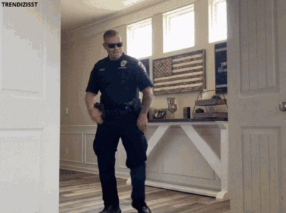 tenor (13).gif