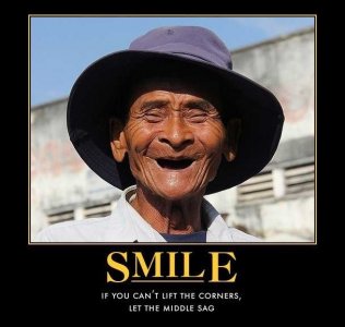 smile-just-let-the-middle-sag.jpg