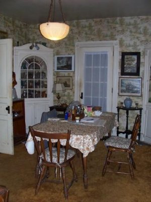 dining_room.jpg