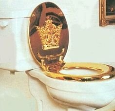 throne.jpg