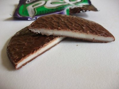 cadbury pep canadian mint patty 2.JPG