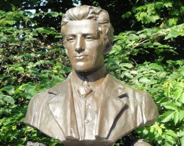 hartley bust.jpg