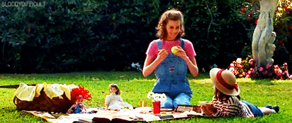 CandidSatisfiedCaiman-small.gif