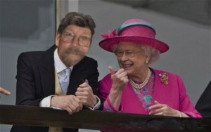AZJim & queen.jpg