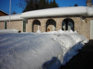House Snow.JPG