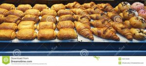 french-pastries-display-patisserie-34914639.jpg