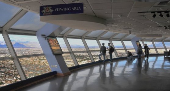 STRATOSPHERE-4.jpg