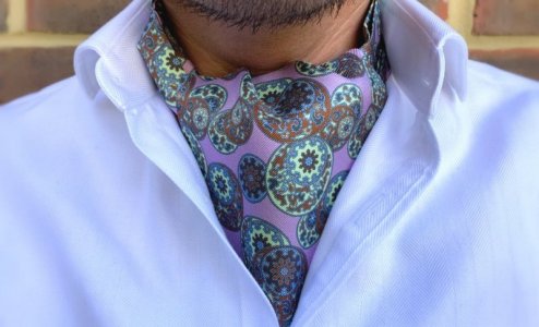 cravat.jpg