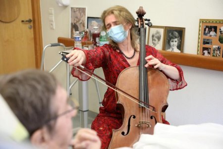 cello.jpg